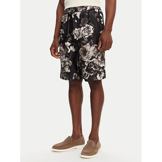 Dolce&Gabbana Szorty materiałowe GV37AT IS1VS Czarny Regular Fit ze sklepu MODIVO w kategorii Spodenki męskie - zdjęcie 182712542