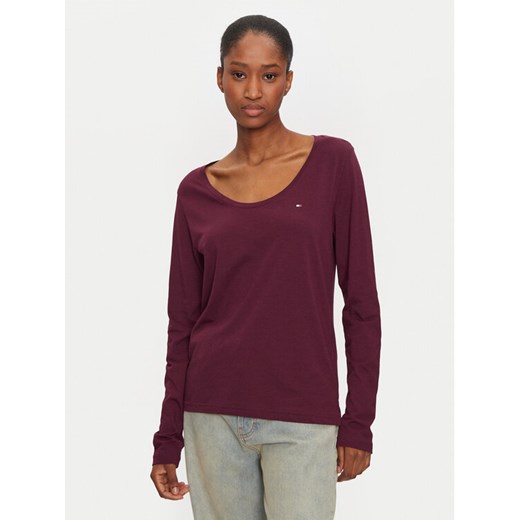 Tommy Hilfiger Bluzka UW0UW05228 Bordowy Regular Fit ze sklepu MODIVO w kategorii Bluzki damskie - zdjęcie 182712971
