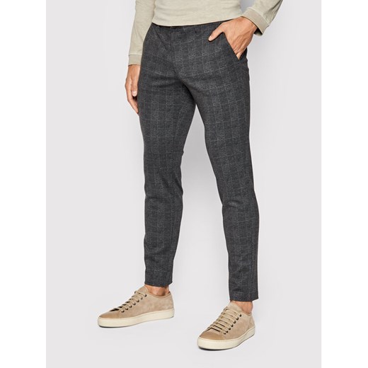 Only & Sons Chinosy Mark 22019887 Czarny Tapered Fit ze sklepu MODIVO w kategorii Spodnie męskie - zdjęcie 182713192