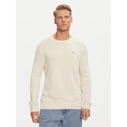 Tommy Jeans Sweter Essential DM0DM18370 Beżowy Slim Fit ze sklepu MODIVO w kategorii Swetry męskie - zdjęcie 182713631