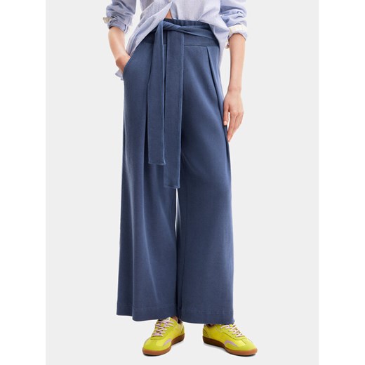 Desigual Spodnie materiałowe Tami 24SWPK02 Niebieski Regular Fit ze sklepu MODIVO w kategorii Spodnie damskie - zdjęcie 182714050