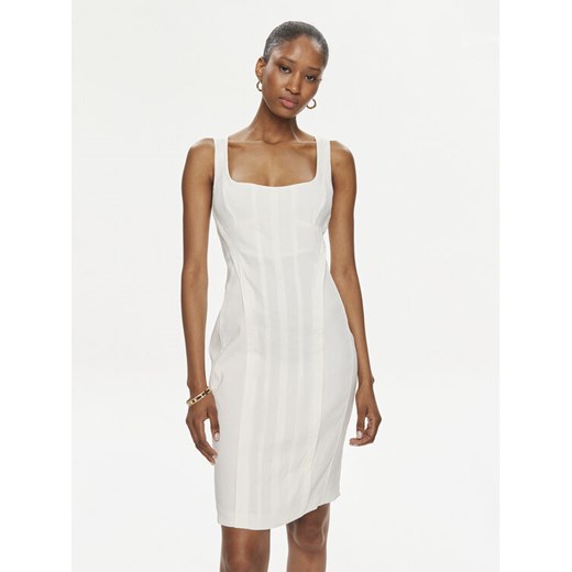 Pinko Sukienka codzienna 102866 A0IM Écru Slim Fit ze sklepu MODIVO w kategorii Sukienki - zdjęcie 182714512