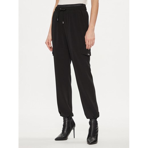 Liu Jo Spodnie materiałowe TA4059 T3784 Czarny Relaxed Fit ze sklepu MODIVO w kategorii Spodnie damskie - zdjęcie 182714834