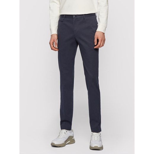 Boss Chinosy Broad1-W 50447070 Granatowy Slim Fit ze sklepu MODIVO w kategorii Spodnie męskie - zdjęcie 182715204