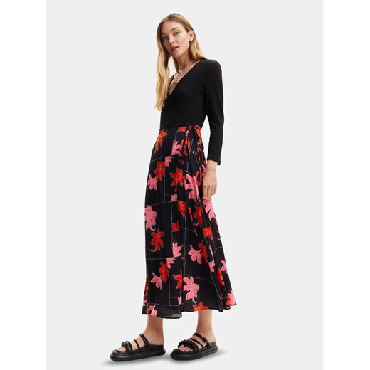 Desigual Sukienka letnia Memphis 24SWVW37 Czarny Regular Fit ze sklepu MODIVO w kategorii Sukienki - zdjęcie 182715443