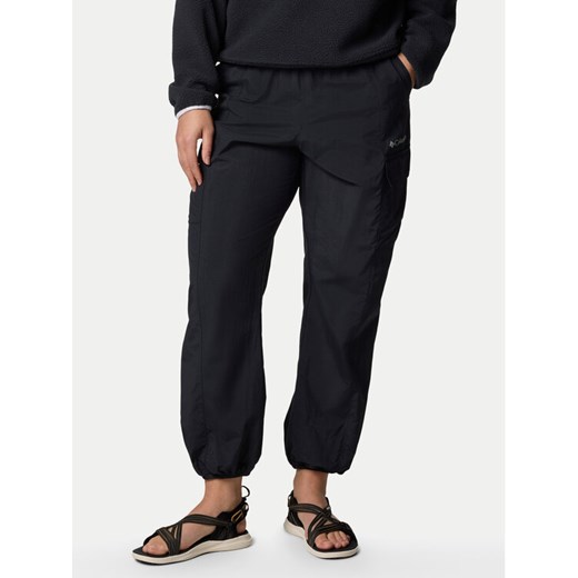 Columbia Spodnie outdoor Sandier™ Parachute Pant 2119061 Czarny Relaxed Fit ze sklepu MODIVO w kategorii Spodnie damskie - zdjęcie 182715522