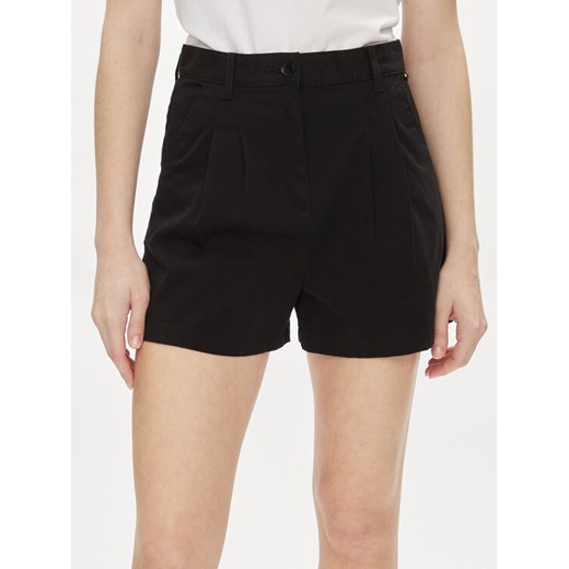 Tommy Jeans Szorty materiałowe Claire DW0DW17775 Czarny Regular Fit ze sklepu MODIVO w kategorii Szorty - zdjęcie 182716602