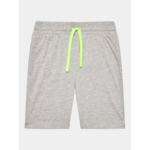 United Colors Of Benetton Szorty materiałowe 3096G9016 Szary Regular Fit ze sklepu MODIVO w kategorii Spodenki chłopięce - zdjęcie 182716704