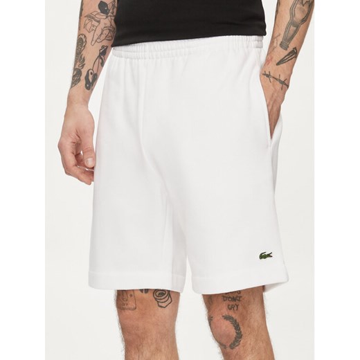 Lacoste Szorty sportowe GH9627 Biały Regular Fit ze sklepu MODIVO w kategorii Spodenki męskie - zdjęcie 182716833