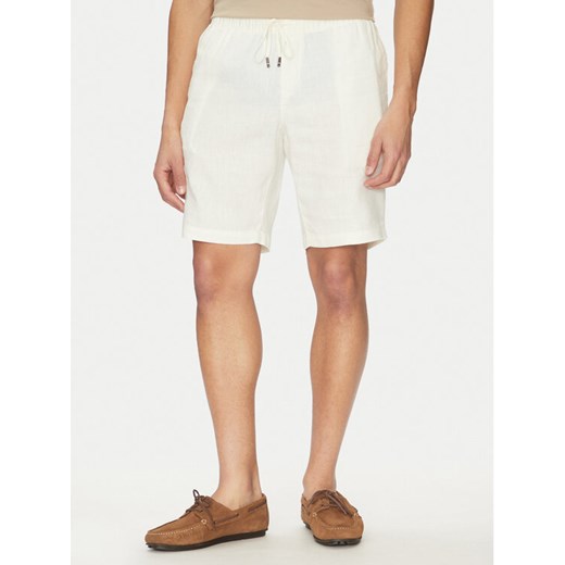 Tommy Hilfiger Szorty materiałowe Harlem MW0MW37804 Écru Regular Fit ze sklepu MODIVO w kategorii Spodenki męskie - zdjęcie 182716960