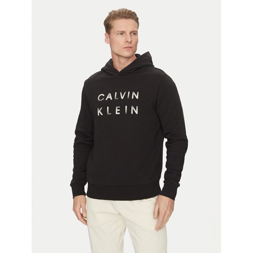 Calvin Klein Bluza Enlarged Logo K10K114261 Czarny Regular Fit ze sklepu MODIVO w kategorii Bluzy męskie - zdjęcie 182717281