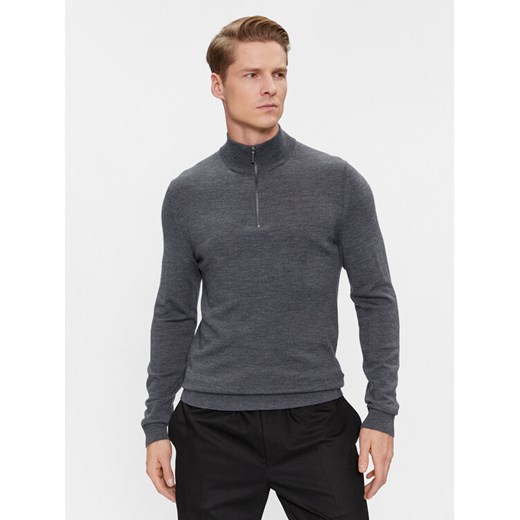 Calvin Klein Sweter K10K110421 Szary Regular Fit ze sklepu MODIVO w kategorii Swetry męskie - zdjęcie 182717492