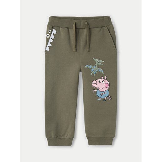 NAME IT Spodnie dresowe PEPPA PIG 13233915 Zielony Regular Fit ze sklepu MODIVO w kategorii Spodnie chłopięce - zdjęcie 182719403