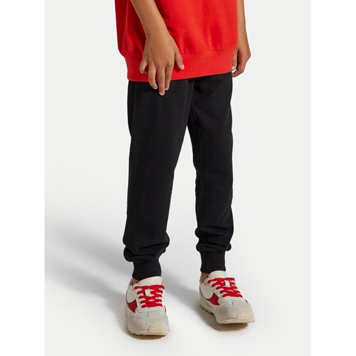 Coccodrillo Spodnie dresowe ZC4120104VBA Czarny Slim Fit ze sklepu MODIVO w kategorii Spodnie chłopięce - zdjęcie 182721153