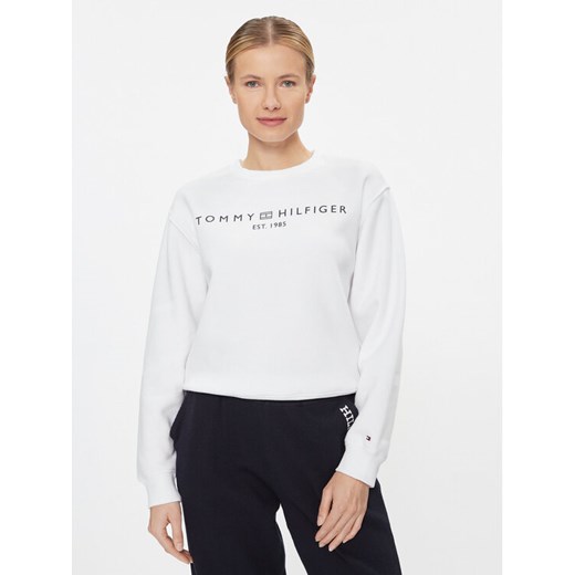Tommy Hilfiger Bluza Logo WW0WW39791 Biały Regular Fit ze sklepu MODIVO w kategorii Bluzy damskie - zdjęcie 182721503
