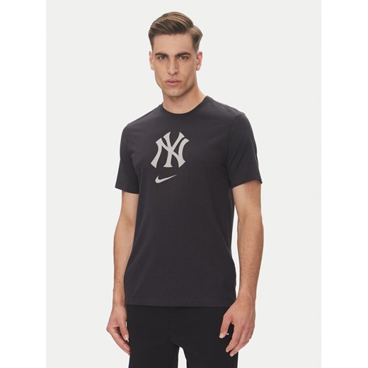 Nike T-Shirt 034J-4FA-NK-L84 Granatowy Regular Fit ze sklepu MODIVO w kategorii T-shirty męskie - zdjęcie 182721662
