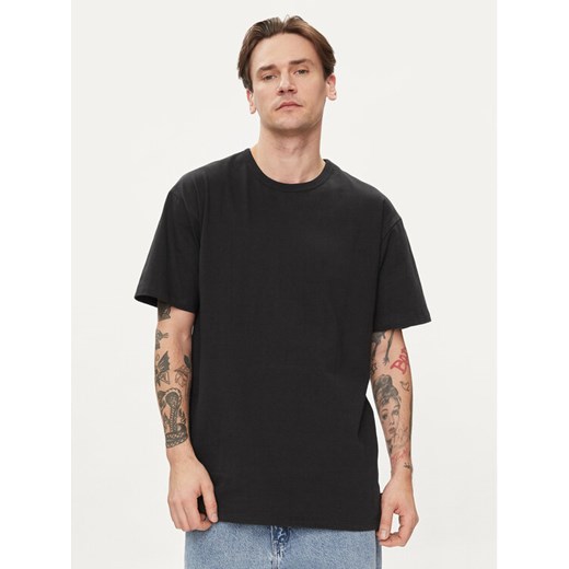 Vans T-Shirt Off The Wall Ii Ss VN000G3W Czarny Regular Fit ze sklepu MODIVO w kategorii T-shirty męskie - zdjęcie 182723171
