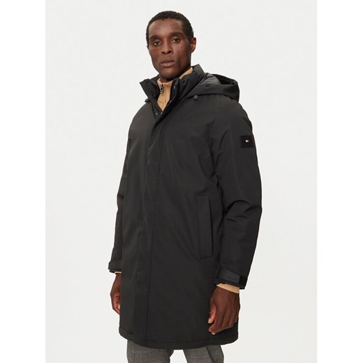 Tommy Hilfiger Parka MW0MW37369 Czarny Regular Fit ze sklepu MODIVO w kategorii Parki męskie - zdjęcie 182724092