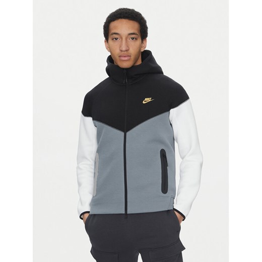 Nike Bluza FZ4709 Kolorowy Regular Fit ze sklepu MODIVO w kategorii Bluzy męskie - zdjęcie 182724093