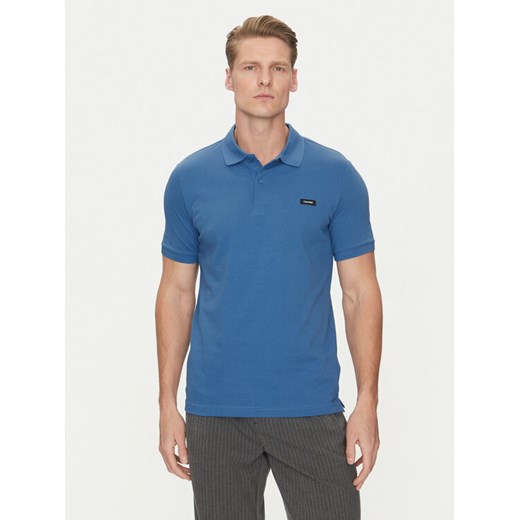 Calvin Klein Polo K10K111196 Niebieski Slim Fit ze sklepu MODIVO w kategorii T-shirty męskie - zdjęcie 182725220