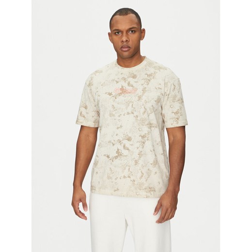 Guess T-Shirt Z5GI01 I3Z14 Brązowy Regular Fit ze sklepu MODIVO w kategorii T-shirty męskie - zdjęcie 182725440