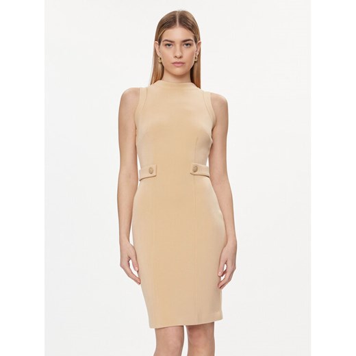 Guess Sukienka codzienna W4GK89 K7UW2 Beżowy Slim Fit ze sklepu MODIVO w kategorii Sukienki - zdjęcie 182725613