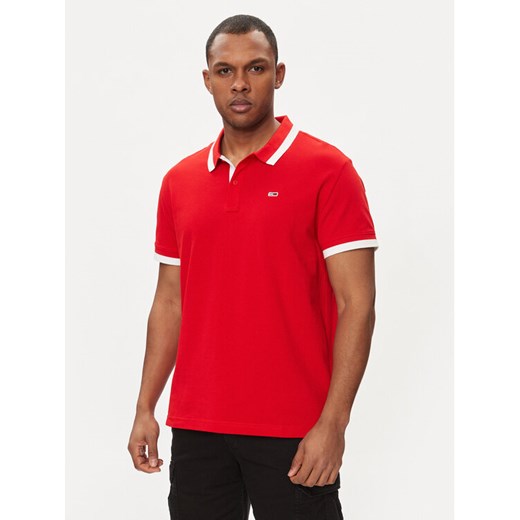 Tommy Jeans Polo DM0DM18313 Czerwony Regular Fit ze sklepu MODIVO w kategorii T-shirty męskie - zdjęcie 182726754