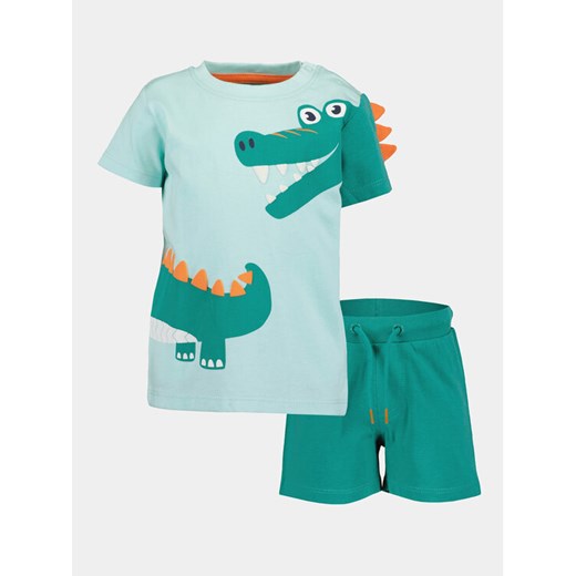 Blue Seven Komplet t-shirt i spodenki 939022 X Zielony Regular Fit ze sklepu MODIVO w kategorii Komplety chłopięce - zdjęcie 182726793