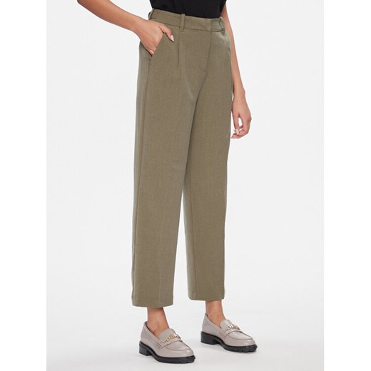 Vero Moda Spodnie materiałowe Britney 10299824 Beżowy Tapered Fit ze sklepu MODIVO w kategorii Spodnie damskie - zdjęcie 182727072
