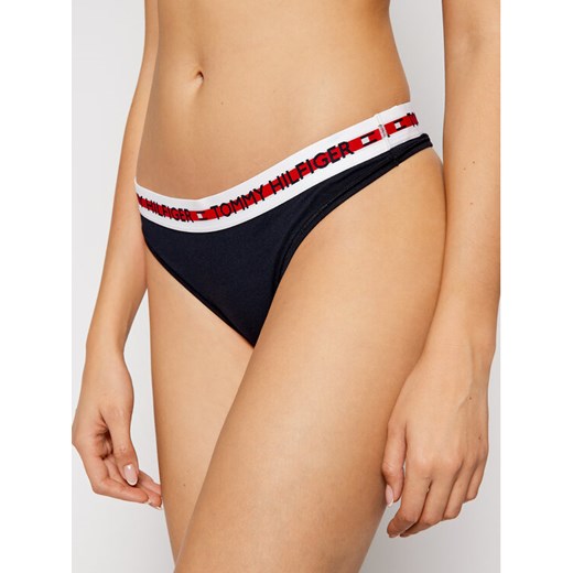 Tommy Hilfiger Stringi UW0UW02458 Granatowy ze sklepu MODIVO w kategorii Majtki damskie - zdjęcie 182727591