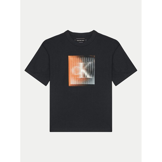 Calvin Klein Jeans T-Shirt IB0IB02356 Czarny Regular Fit ze sklepu MODIVO w kategorii T-shirty chłopięce - zdjęcie 182728400