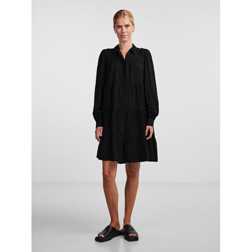 YAS Sukienka koszulowa Pala 26030720 Czarny Loose Fit ze sklepu MODIVO w kategorii Sukienki - zdjęcie 182728950