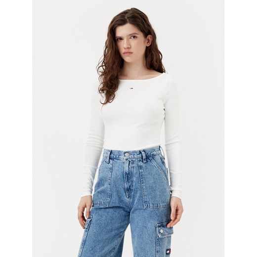 Tommy Jeans Bluzka DW0DW21350 Écru Slim Fit ze sklepu MODIVO w kategorii Bluzki damskie - zdjęcie 182729071