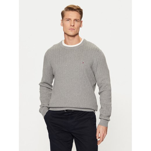 Tommy Hilfiger Sweter MW0MW37400 Szary Slim Fit ze sklepu MODIVO w kategorii Swetry męskie - zdjęcie 182729612