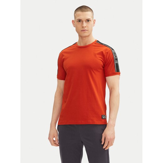 EA7 Emporio Armani T-Shirt 7M000138 AF10375 U3012 Pomarańczowy Regular Fit ze sklepu MODIVO w kategorii T-shirty męskie - zdjęcie 182729640