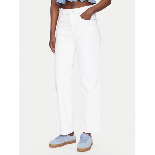 Tommy Jeans Jeansy Layla DW0DW20018 Biały Straight Fit ze sklepu MODIVO w kategorii Jeansy damskie - zdjęcie 182729892
