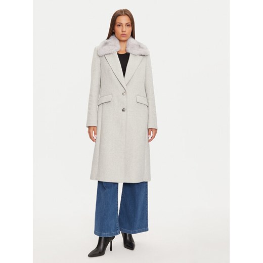 Guess Płaszcz zimowy Nancy W4BL32 WGJG2 Szary Regular Fit ze sklepu MODIVO w kategorii Płaszcze damskie - zdjęcie 182730181