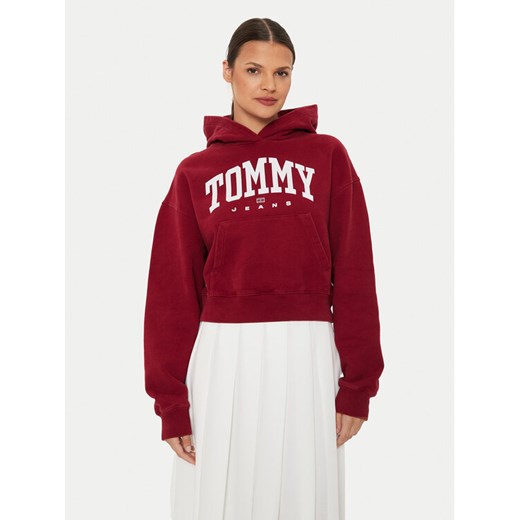 Tommy Jeans Bluza Varsity DW0DW19291 Czerwony Relaxed Fit ze sklepu MODIVO w kategorii Bluzy damskie - zdjęcie 182730944
