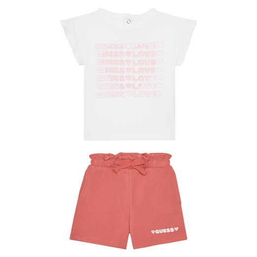 Guess Komplet t-shirt i spódniczka A5GG17 K6YW4 Różowy Regular Fit ze sklepu MODIVO w kategorii Komplety niemowlęce - zdjęcie 182731043