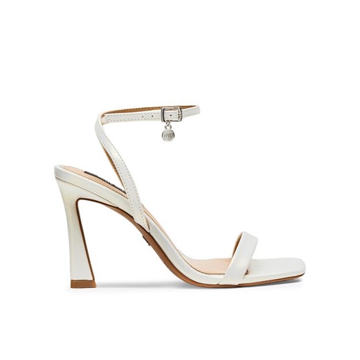 Nine West Sandały 123AL1713 Biały ze sklepu MODIVO w kategorii Sandały damskie - zdjęcie 182731064