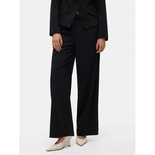 Vero Moda Spodnie materiałowe Babette 10320601 Czarny Straight Fit ze sklepu MODIVO w kategorii Spodnie damskie - zdjęcie 182731572