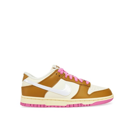 Nike Sneakersy Dunk Low Se FD8683 700 Żółty ze sklepu MODIVO w kategorii Buty sportowe damskie - zdjęcie 182731610
