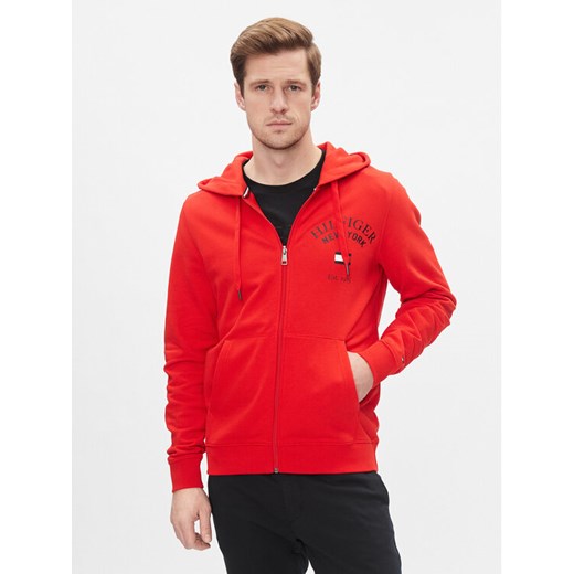 Tommy Hilfiger Bluza Wcc Arched Varsity Zip Thru MW0MW33644 Czerwony Regular Fit ze sklepu MODIVO w kategorii Bluzy męskie - zdjęcie 182731730