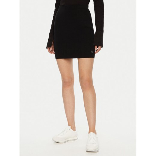 Calvin Klein Jeans Spódnica ołówkowa J20J224865 Czarny Slim Fit ze sklepu MODIVO w kategorii Spódnice - zdjęcie 182732502