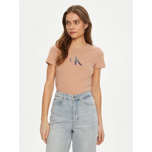 Calvin Klein Jeans T-Shirt Gradient J20J224982 Koralowy Slim Fit ze sklepu MODIVO w kategorii Bluzki damskie - zdjęcie 182732731