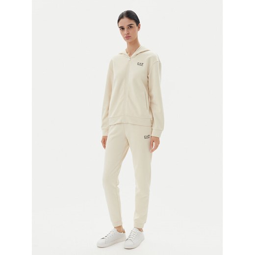 EA7 Emporio Armani Dres 7W000076 AF10443 U1079 Beżowy Regular Fit ze sklepu MODIVO w kategorii Dresy damskie - zdjęcie 182733251