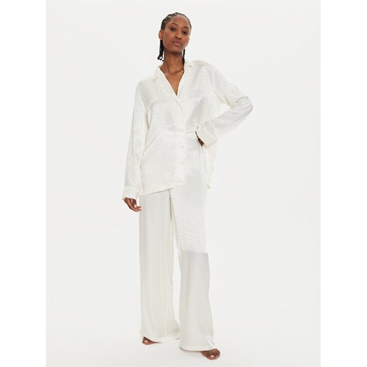 Boss Piżama Monogram 50527253 Biały Relaxed Fit ze sklepu MODIVO w kategorii Piżamy damskie - zdjęcie 182733910