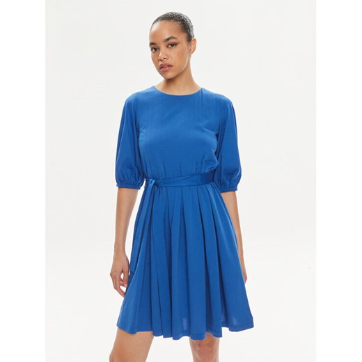 Weekend Max Mara Sukienka koktajlowa Jumbo 2415621072650 Niebieski Regular Fit ze sklepu MODIVO w kategorii Sukienki - zdjęcie 182733921