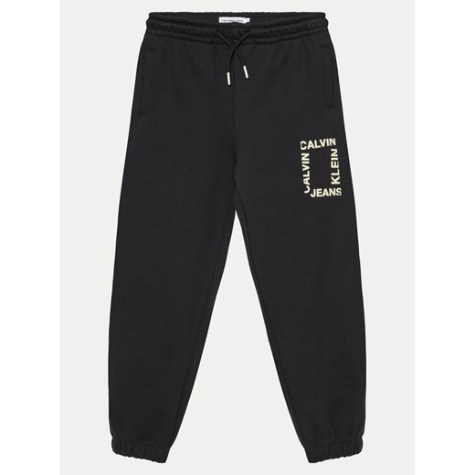 Calvin Klein Jeans Spodnie dresowe Mini Hero IB0IB02125 Czarny Relaxed Fit 10Y MODIVO