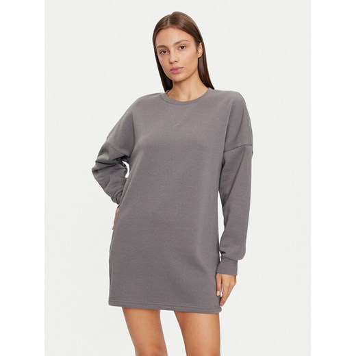 Noisy May Sukienka dzianinowa Alden 27030633 Szary Loose Fit ze sklepu MODIVO w kategorii Sukienki - zdjęcie 182734654